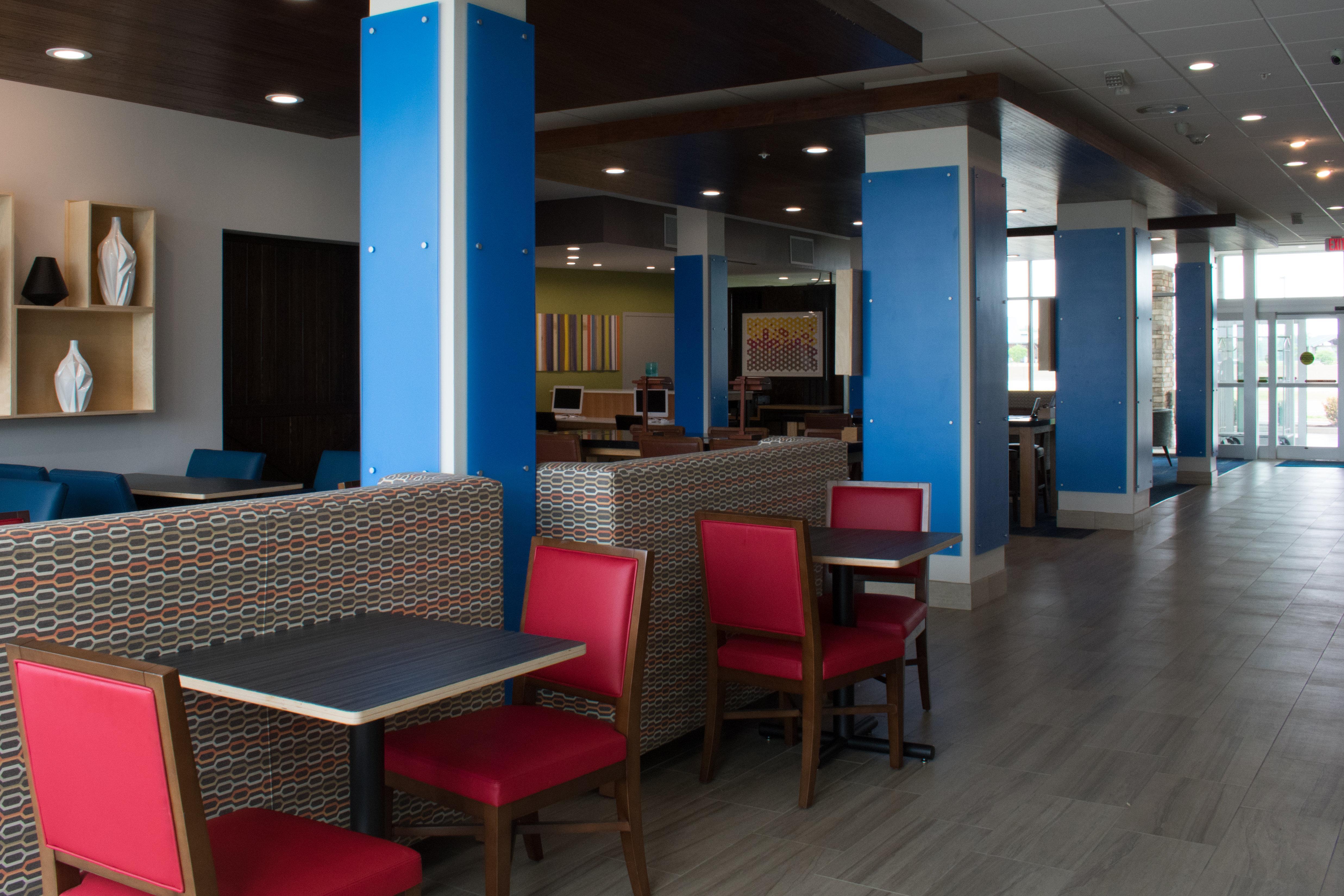 Holiday Inn Express & Suites West Memphis By Ihg Exterior foto