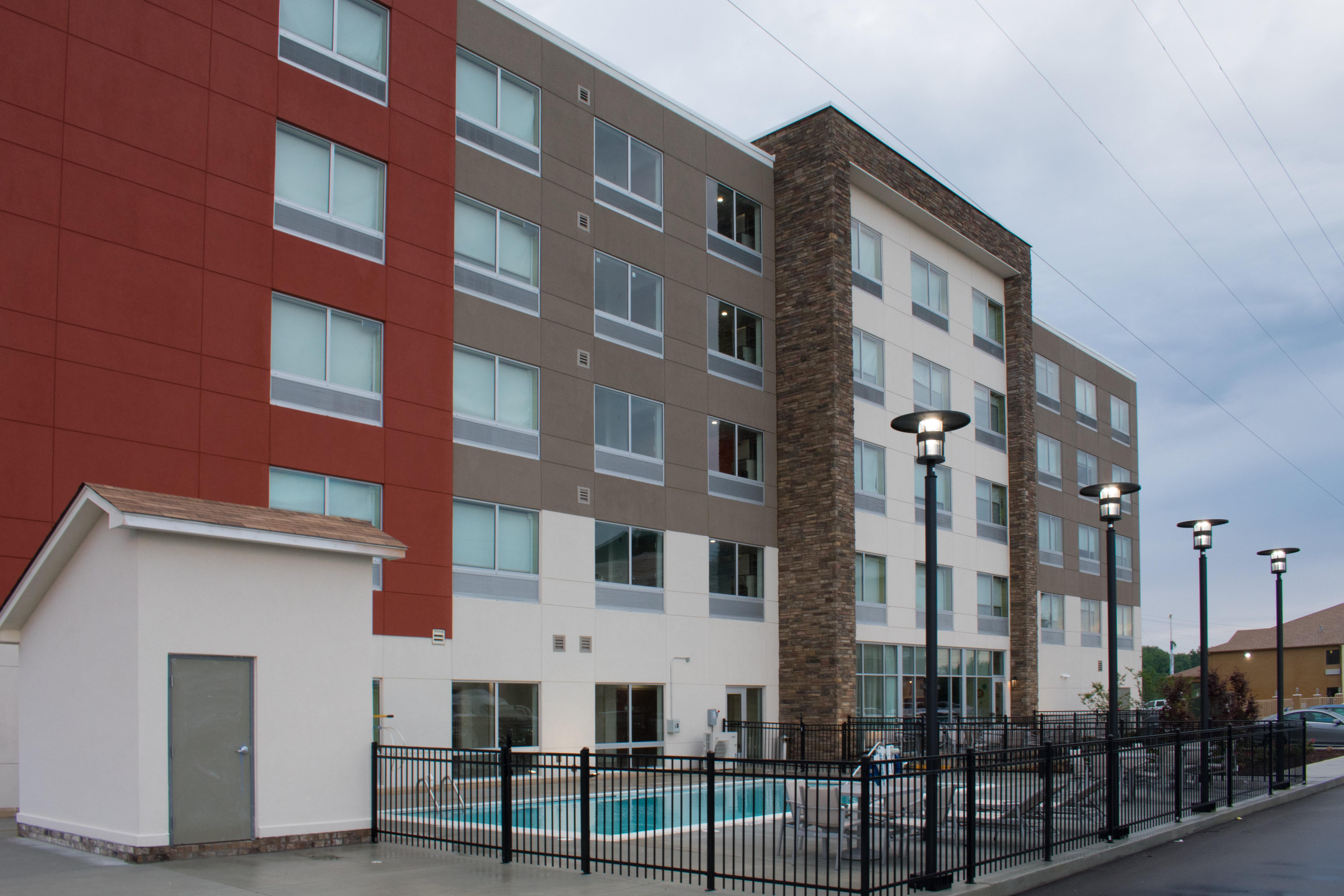 Holiday Inn Express & Suites West Memphis By Ihg Exterior foto